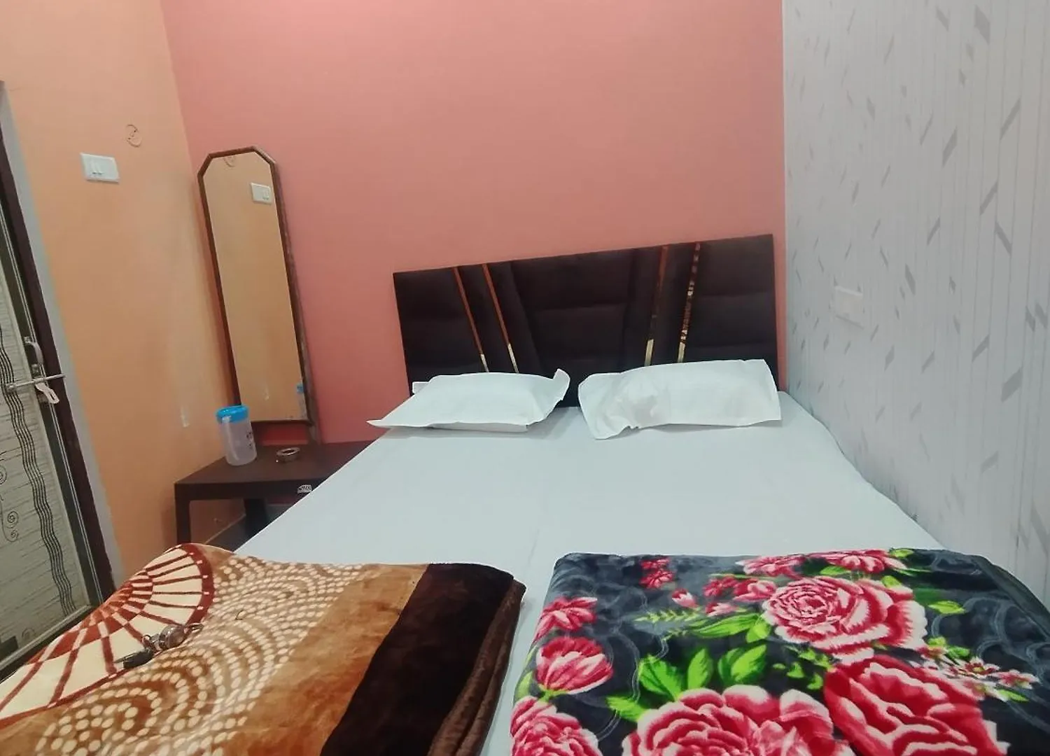 Maa Mukteshwari Home Stay Waranasi Indie